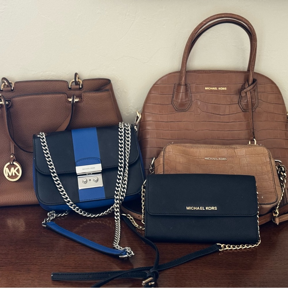 Michael Kors bundle hanbags Women's Bag Collection